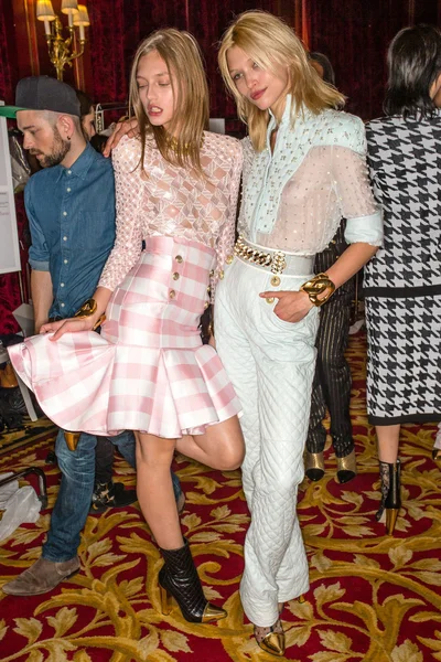 Look 35
